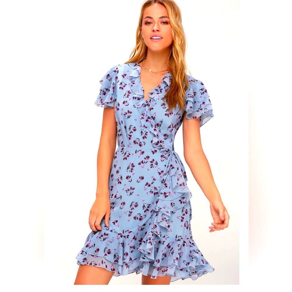 Madlyn Ditsy Floral Print Mini Ruffle Wrap…